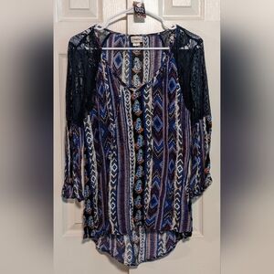 5/$25 Daytrip Crocheted Boho Peasant top